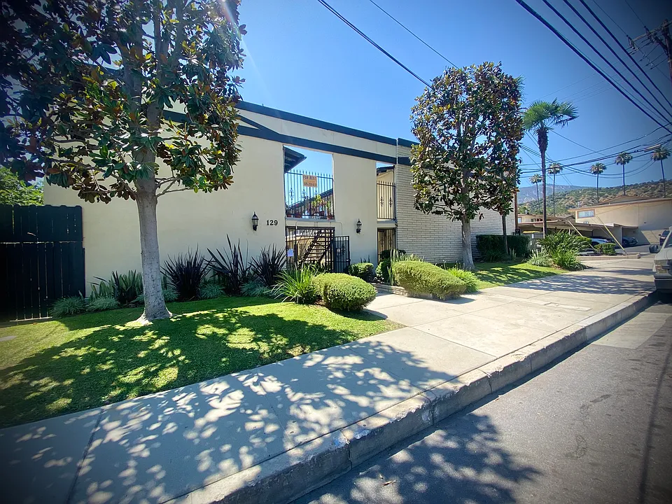 129 S. Violet Ave.