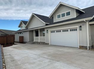 3851 Willowview Ct, Santa Rosa, CA 95403