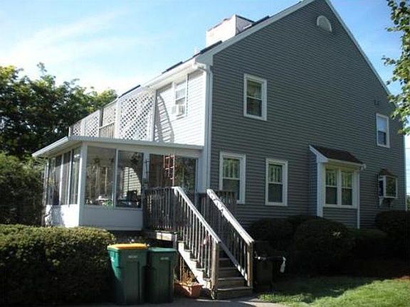 2nd image of 113 Everett St