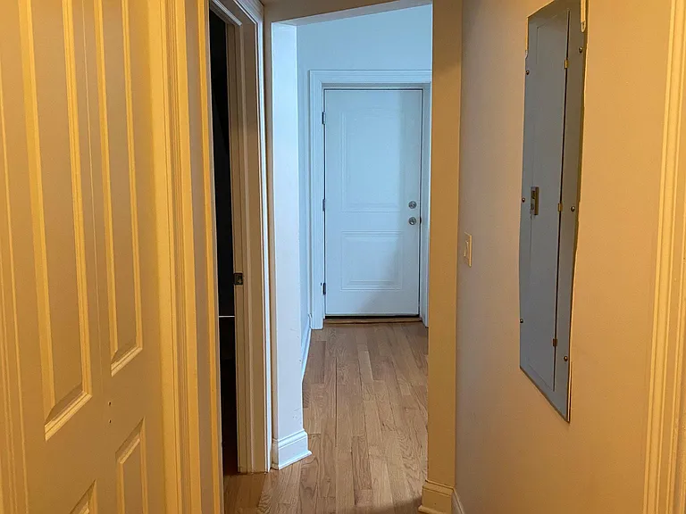 3744 N Kenmore Ave #2 — Photo 17