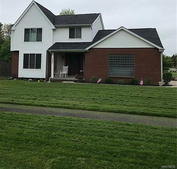 1st image of 725 Aurora St