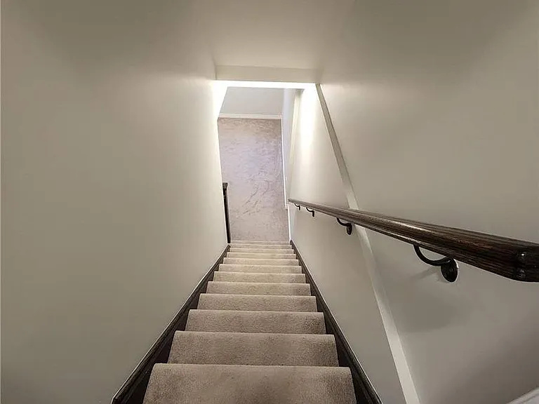 34 Stonehill Ave — Photo 20
