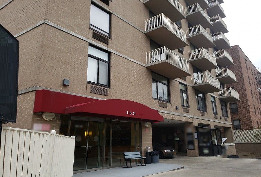 1st image of 11624 Grosvenor Ln APT 9D
