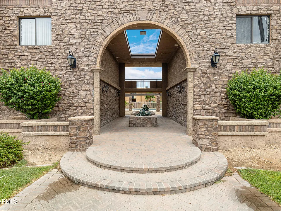 7110 E Continental Dr #2025