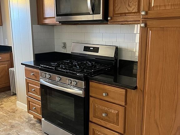 5th image of 40-40 Forest St #44
