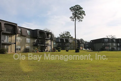 233 Riverbend Dr Photo 1