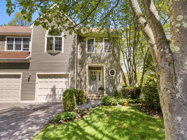 3103 Victoria Drive, Mount Kisco, NY 10549