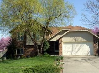 3625 W Maplewood St, Springfield, MO 65807