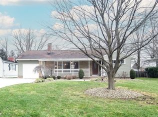 214 Mackinaw Ave, Akron, OH 44333