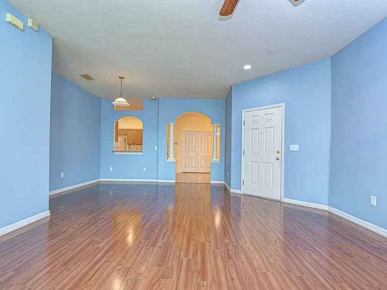 31501 Shaker Cir — Photo 7
