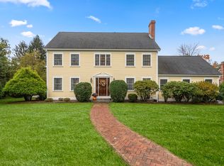 14 Harding St, Medfield, MA 02052