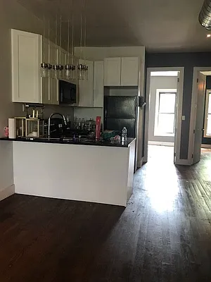 Rented by G2 Realty Group LLC | media 2