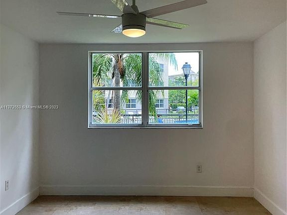 3rd image of 8255 Lake Dr APT 105