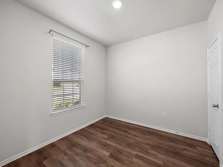 25411 Farmstead Prairie Pl — Photo 12
