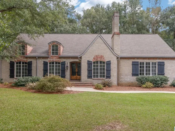 180 Hidden Lakes Ln, Munford, AL 36268