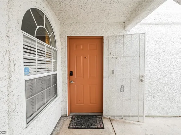 1800 Edmond St Unit 157, Las Vegas, NV 89146
