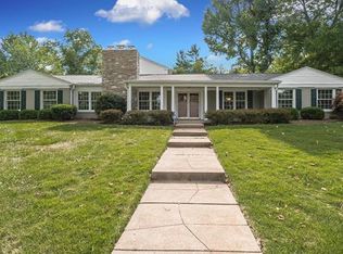 14 Maryhill Dr, Saint Louis, MO 63124