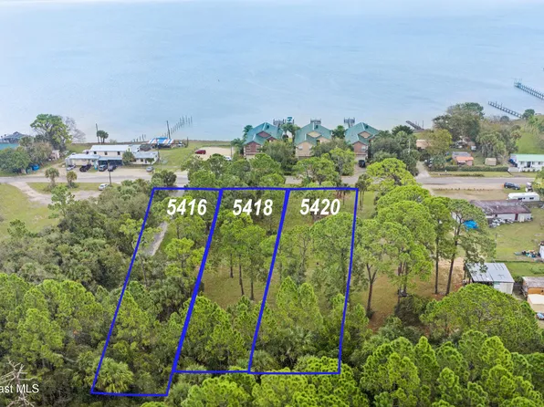 5416 Riveredge Dr, Titusville, FL 32780