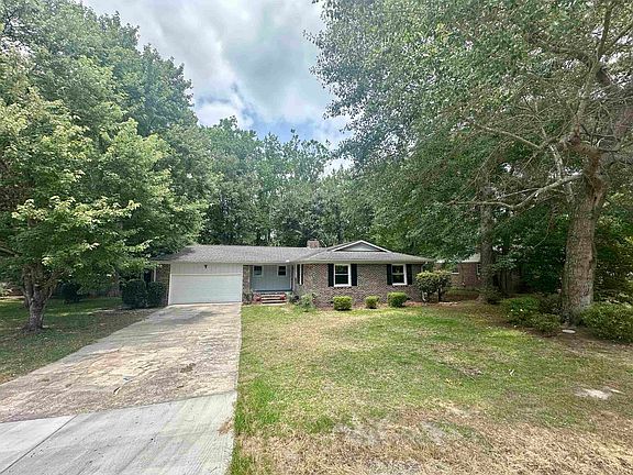 2nd image of 310 Jordan Circle