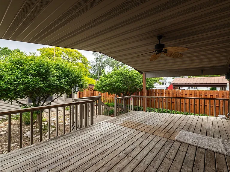 2406 Wood St — Photo 26