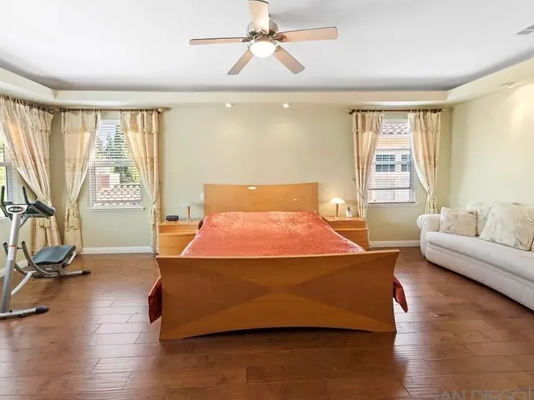 8120 Calle Catalonia — Photo 15