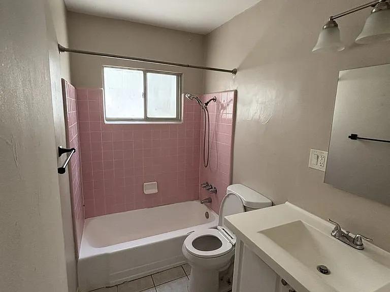 438 Cedar Ave #3 — Photo 3