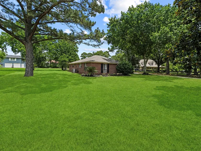 17010 Cypress Knee Dr — Photo 3