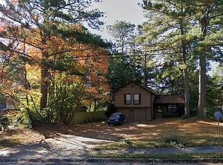 1391 Dickens Rd, Lilburn, GA 30047