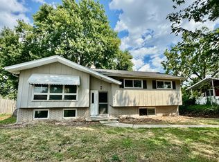 3042 Perry Ave SW, Wyoming, MI 49519