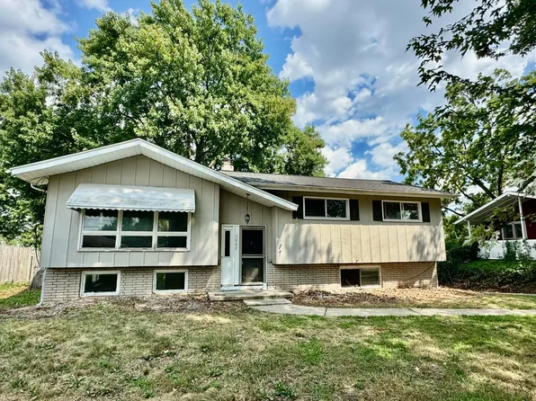 3042 Perry Ave SW, Wyoming, MI 49519