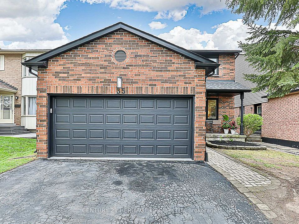 1st image of 35 Buchanan Cres