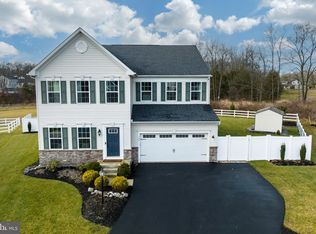 106 Heatherwood Ct, Pottstown, PA 19464