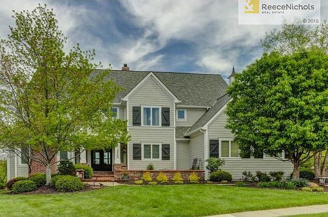 Custom 8600 sq ft home w/ panoramic views of Ironhorse golf cour