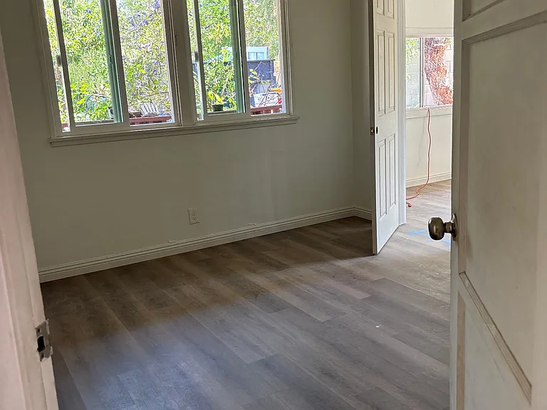 3847 Sycamore Ave — Photo 4