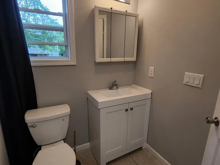 114 Linden Rd #2 — Photo 10