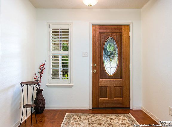 4th image of 117 Emery Ln