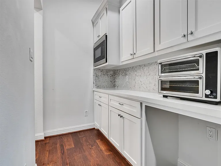 16011 Bridges Fairway Ln — Photo 24