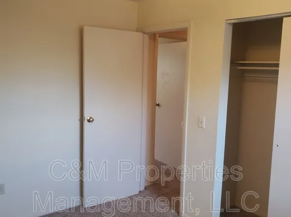 102 E Main St #5, Amelia, OH 45102