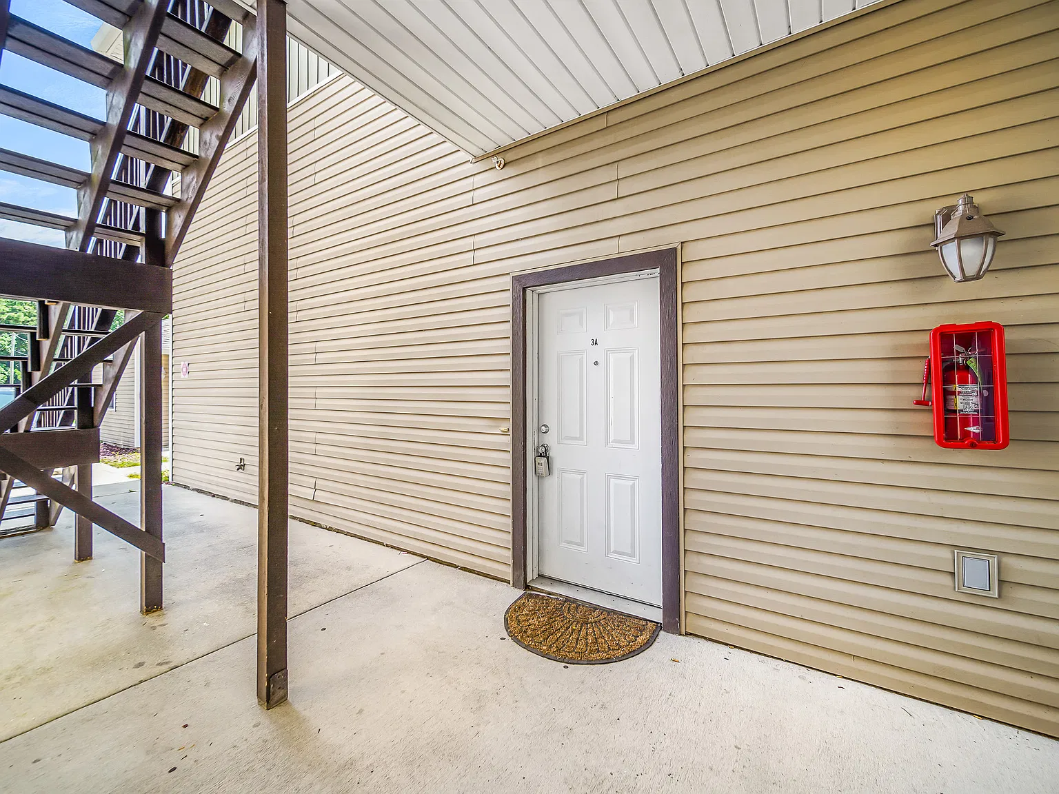 Lake Joanne Drive 7071 - 3A — Photo 3