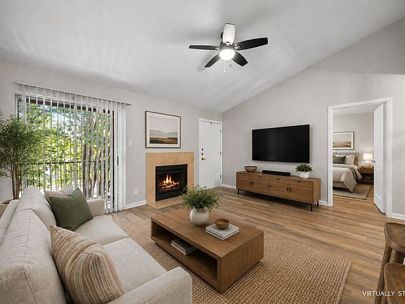 2nd image of 3204 Menchaca Rd #104