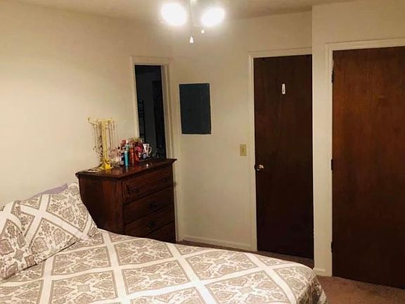 5th image of 106 Brownlea Dr