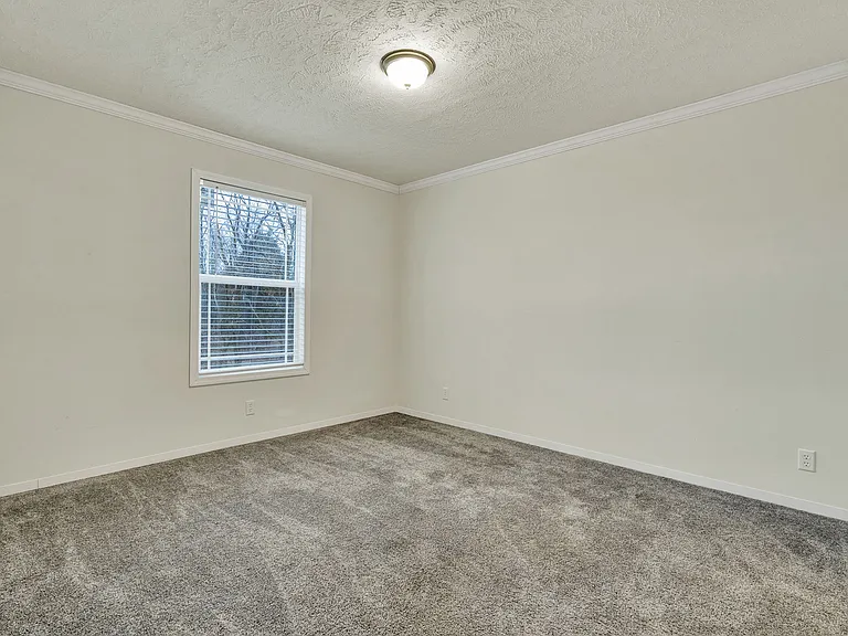 1215 Sweetwater Vonore Rd — Photo 13