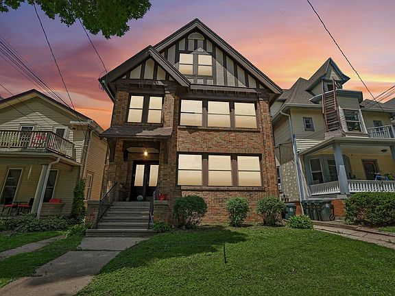 2nd image of 926 Spaight St