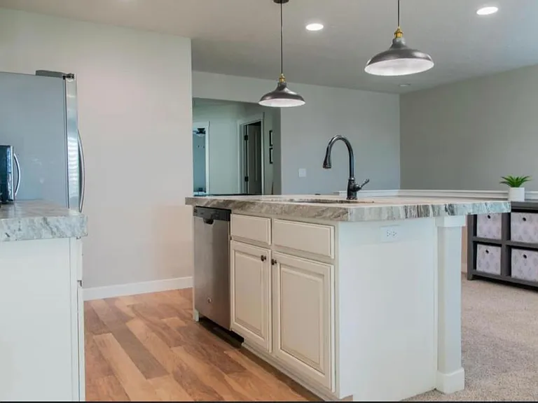 1159 W Jackson Ave — Photo 9