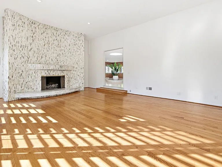 8900 Alto Cedro Dr — Photo 13
