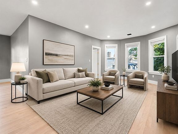 4th image of 1 Boylston Pl Floor 3