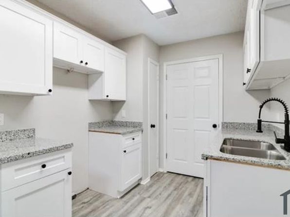 107 Meudon St APT C, Duson, LA 70529