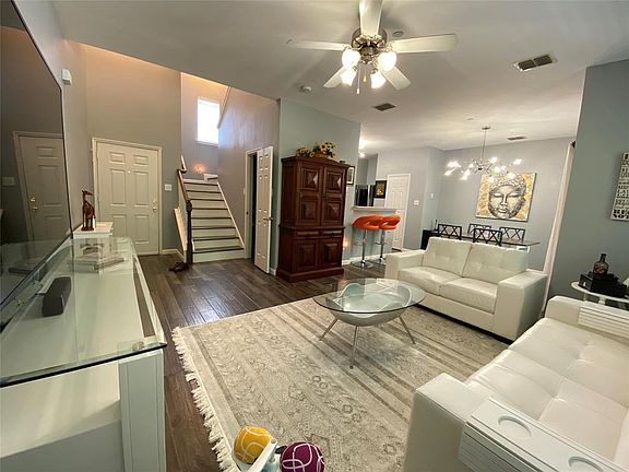 5th image of 2965 Muirfield Dr