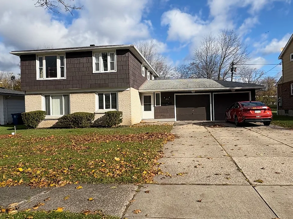 212 Garden Pkwy #2