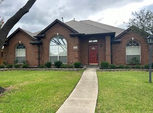 7001 Carlton Ln, Plano, TX 75025